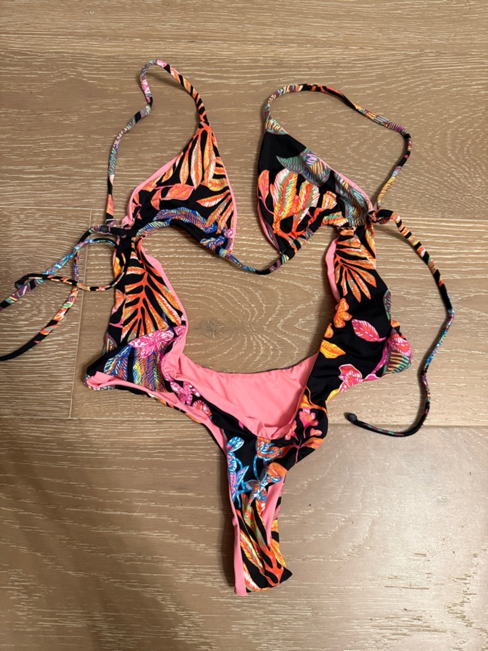 Vibrant Tropical Triangle Bikini Set - Black & Pink